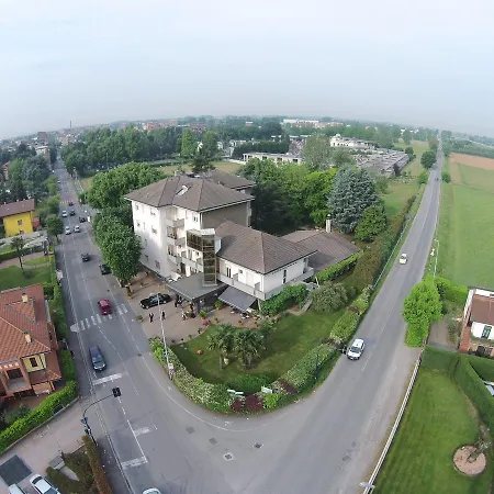Hotel Gama-2