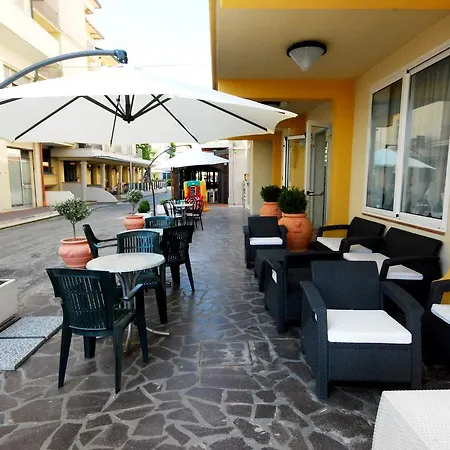 Hotel Lungomare-3
