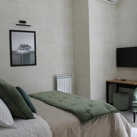 Bed No Breakfast Ak 2-3