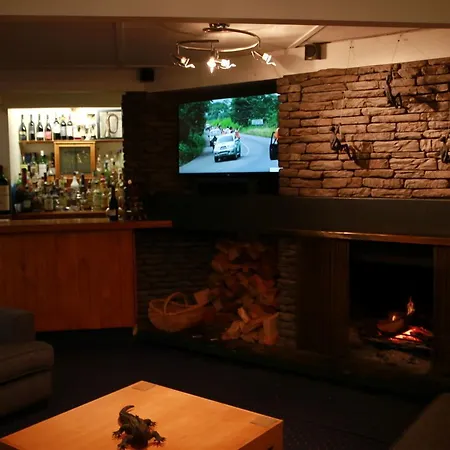 Tussock Grove-3