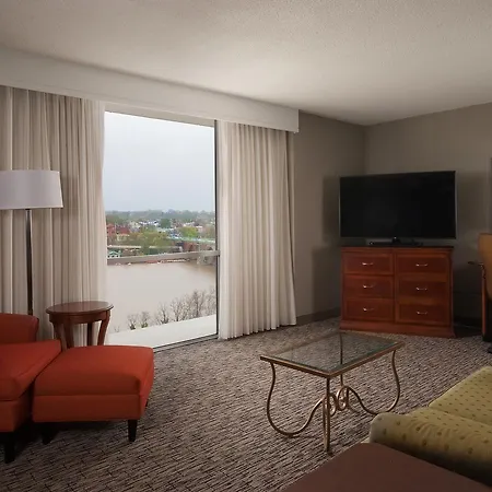Key Bridge Marriott-2
