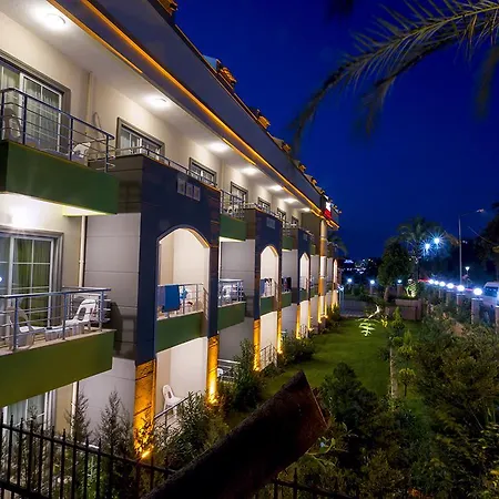 Rich Melissa Hotel-2