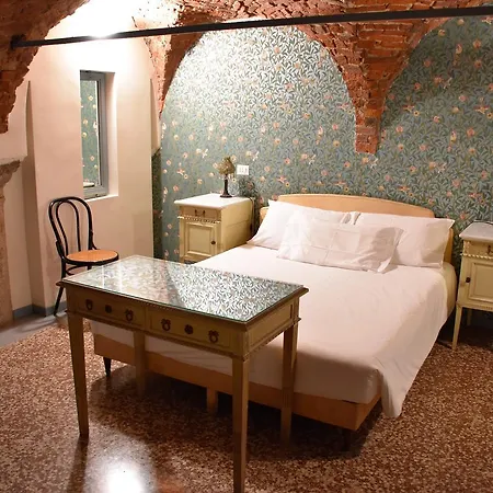 Ca' Monteggia Guest House-3