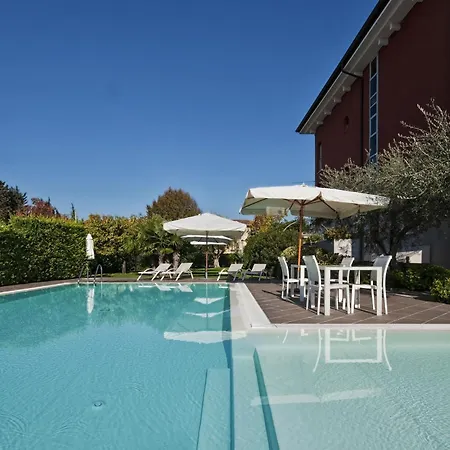 Vialeromadodici Rooms&Apartments-2