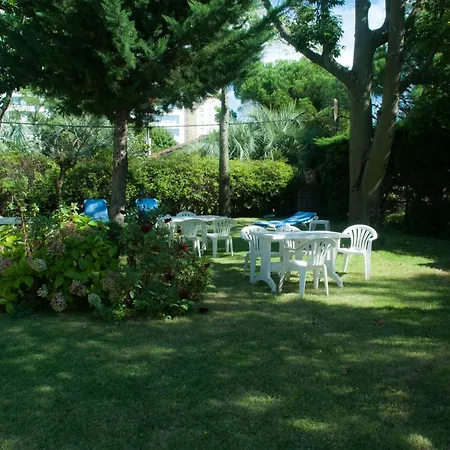 Hotel Oasis-2