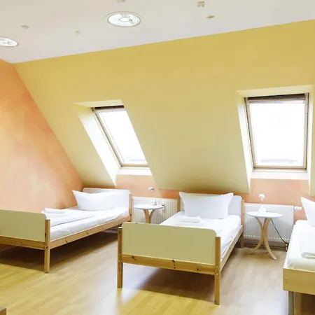 Hotel Friedrichshain-2
