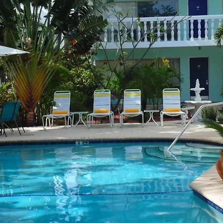 Cheston House - Clothing Optional All Male Guesthouse-3