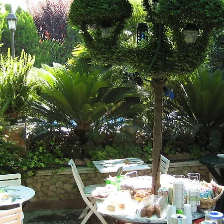 Hotel Villa Medici-3