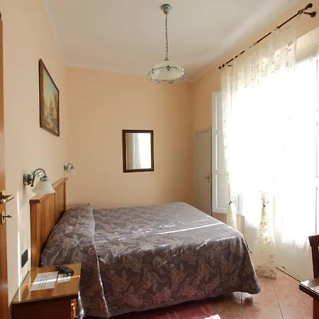 Hotel Margaret-2