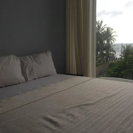 Room2Board Hostel And Surf School-2