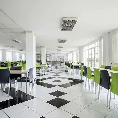 Residencia Universitaria Resa Siglo XXI-3