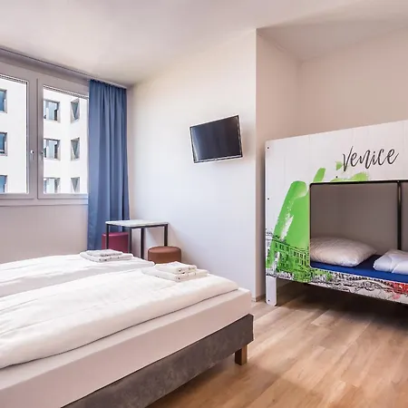 A&O Hostel Venezia Mestre-3