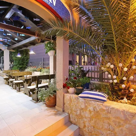 Hotel Delfin-3