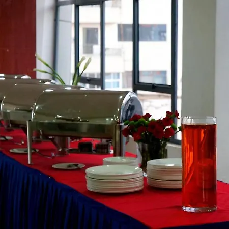 Hotel Emerald-2