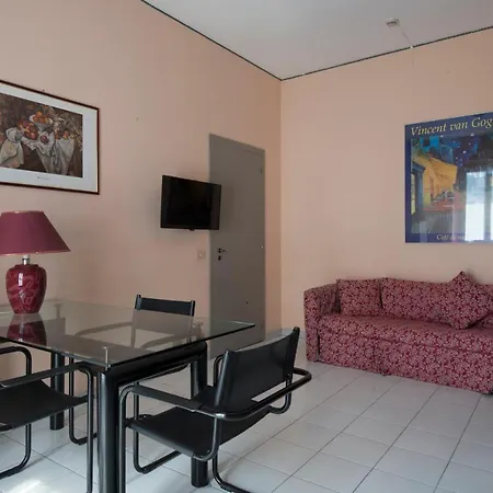Class Residence-3