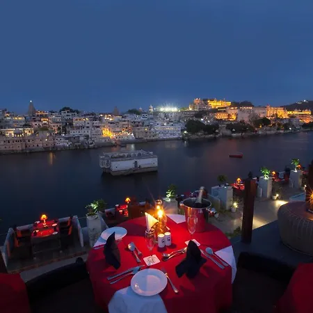 Lake Pichola Hotel-2