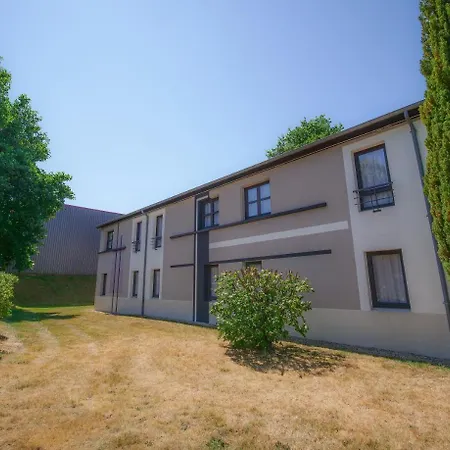 Hotel Inn Design & Restaurant Langres-3