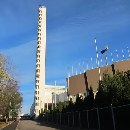 Stadion Hostel-2