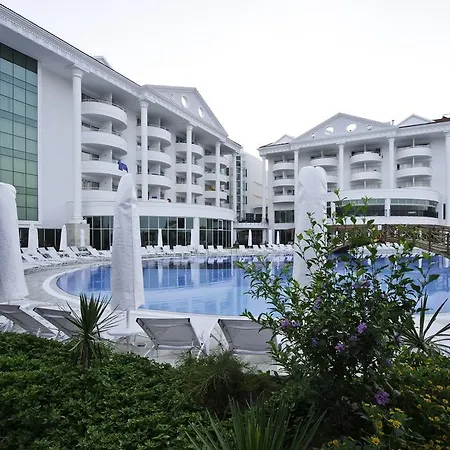 Roma Beach Resort & Spa (Adults Only)-3
