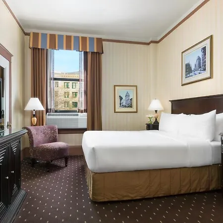 Hotel Whitcomb-3