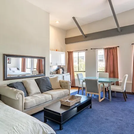 Ocean Luxury Lofts And Suites-3