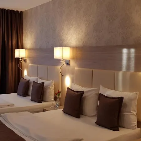 Hotel Budapester Hof-3