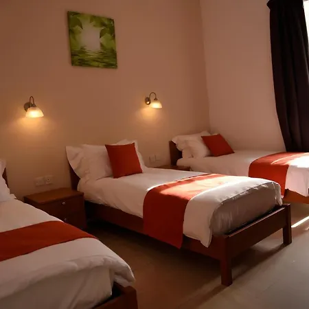 British Hotel-3