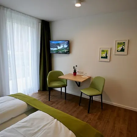 Busses Guesthouse-2