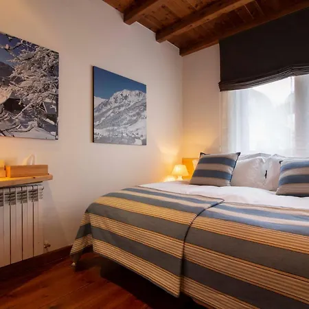 Eira Ski Lodge-3
