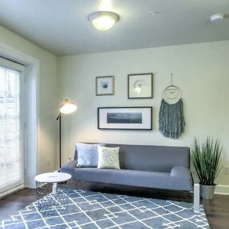 Capitol Hill Luxury Apartments-3