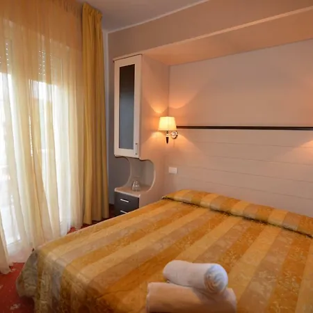 Hotel Apollo-3