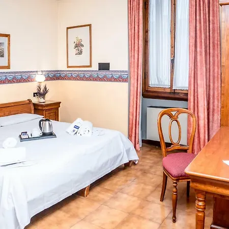 Ih Hotels Firenze Select-3