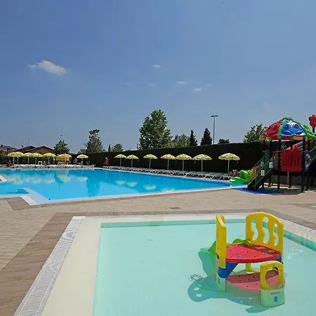 Residence Villaggio Tiglio-3