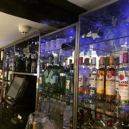 The Old Black Horse Inn-2