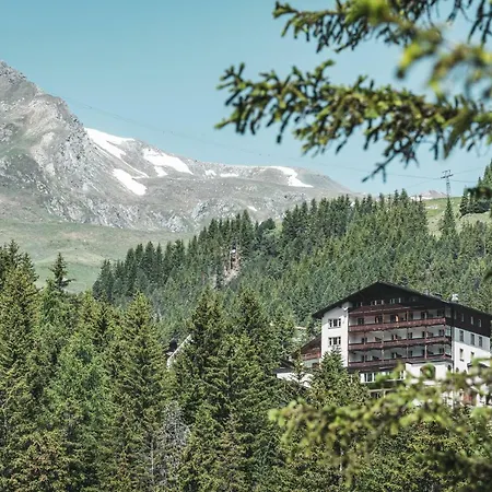 Hotel Alpensonne - Panoramazimmer & Restaurant-3