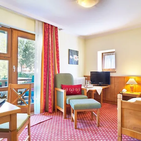Hotel An Der Brunnader-2