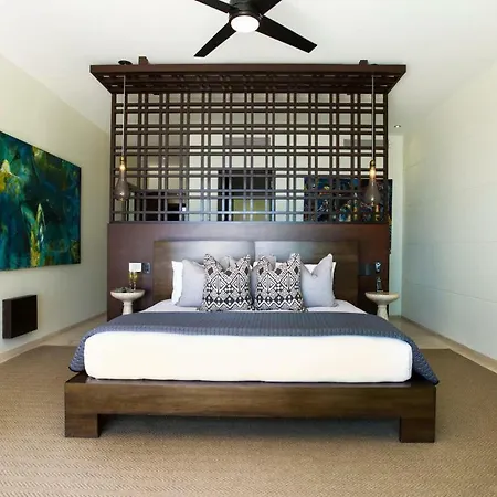 Ultra Exclusive Beachfront Villa Just Steps From The Sand With Butler Included-3