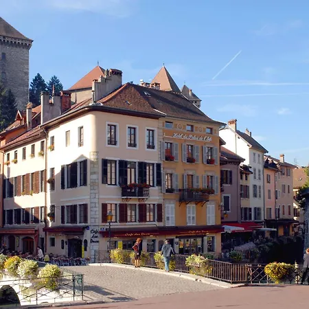 Hotel Du Palais De L'Isle-2
