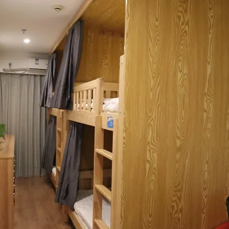 The Phoenix Hostel Shanghai-Laoshan-2