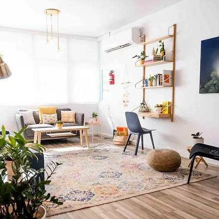 Santurcia Hostel (Adults Only)-2