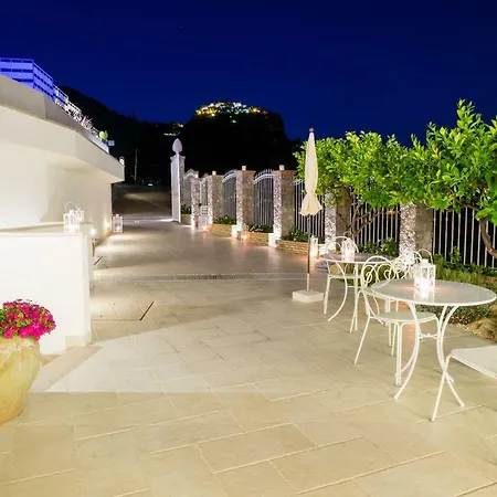 Sciccosa Guest House-2