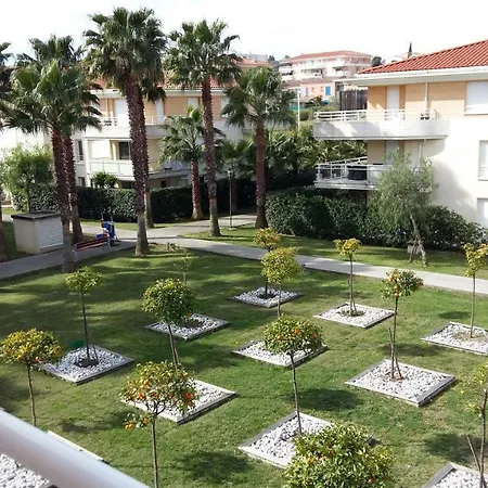 Les jardins d'Antibes-3