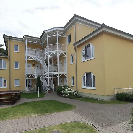Haus Freyja Ferienwohnungen-3