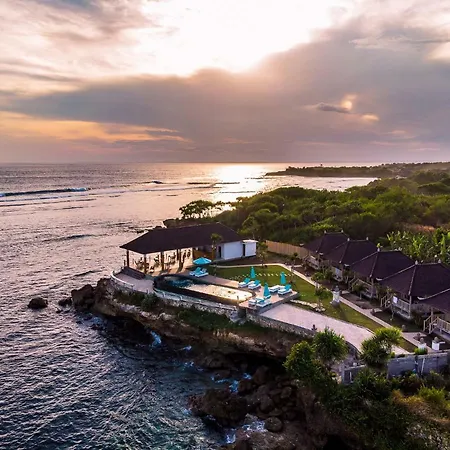 Ombak Bay Lembongan-2
