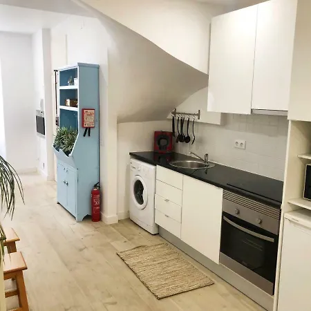 20 Rc - Lisbon City Studio Apartment-2
