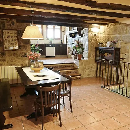 Casa rural con mucho encanto en un entorno mágico-3