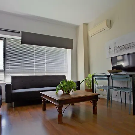 TOLETUM low cost LOFTS diáfanos o 2dormitorios PARKING Municipal Gratis al aire libre a 100m-2