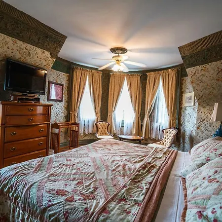 Wilson House Bed & Breakfast-2