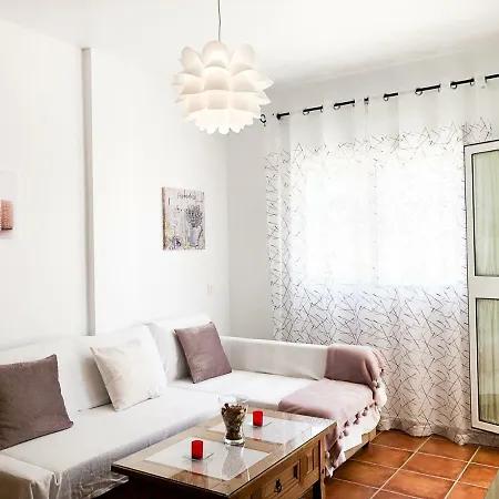 Summerland Apartments Rota-3