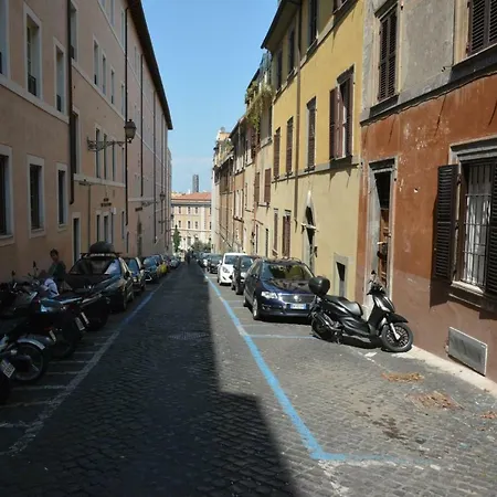 Petit Bijou De Rome Vatican-Trastevere-2